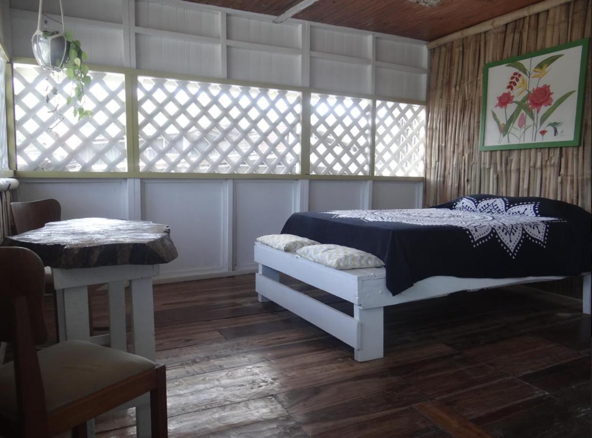 Hotel Puerto Viejo - Estd 1939 Puerto Viejo de Talamanca ภายนอก รูปภาพ