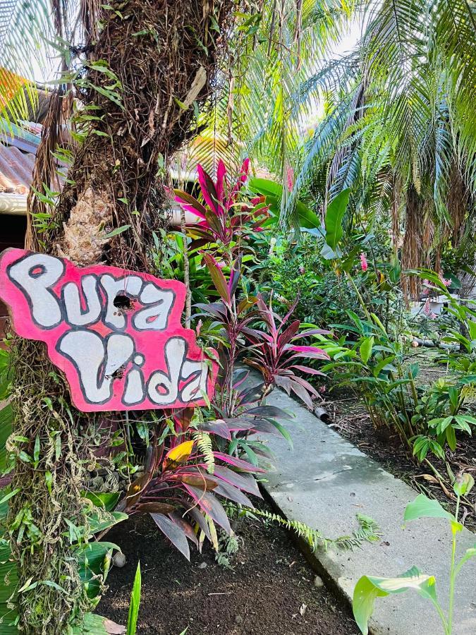 Hotel Puerto Viejo - Estd 1939 Puerto Viejo de Talamanca ภายนอก รูปภาพ