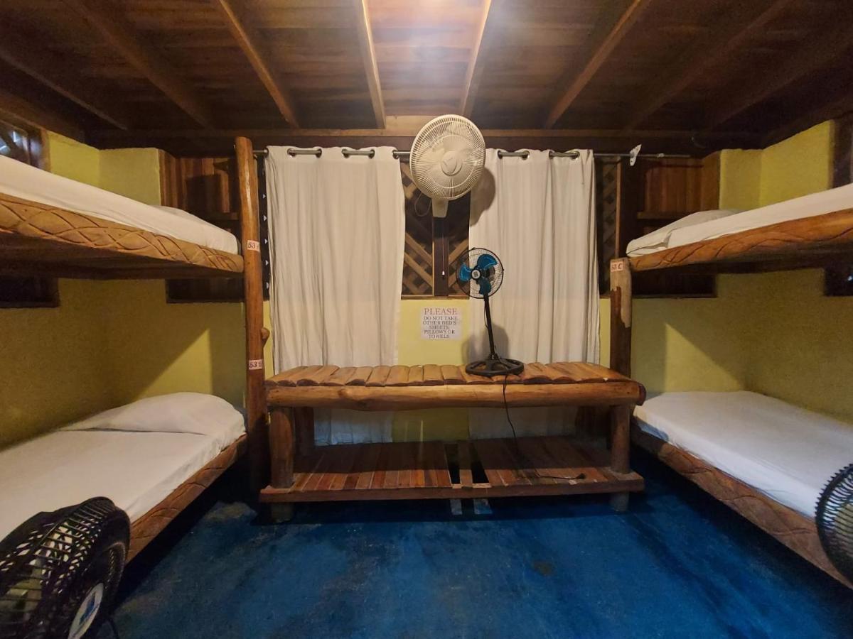 Hotel Puerto Viejo - Estd 1939 Puerto Viejo de Talamanca ภายนอก รูปภาพ
